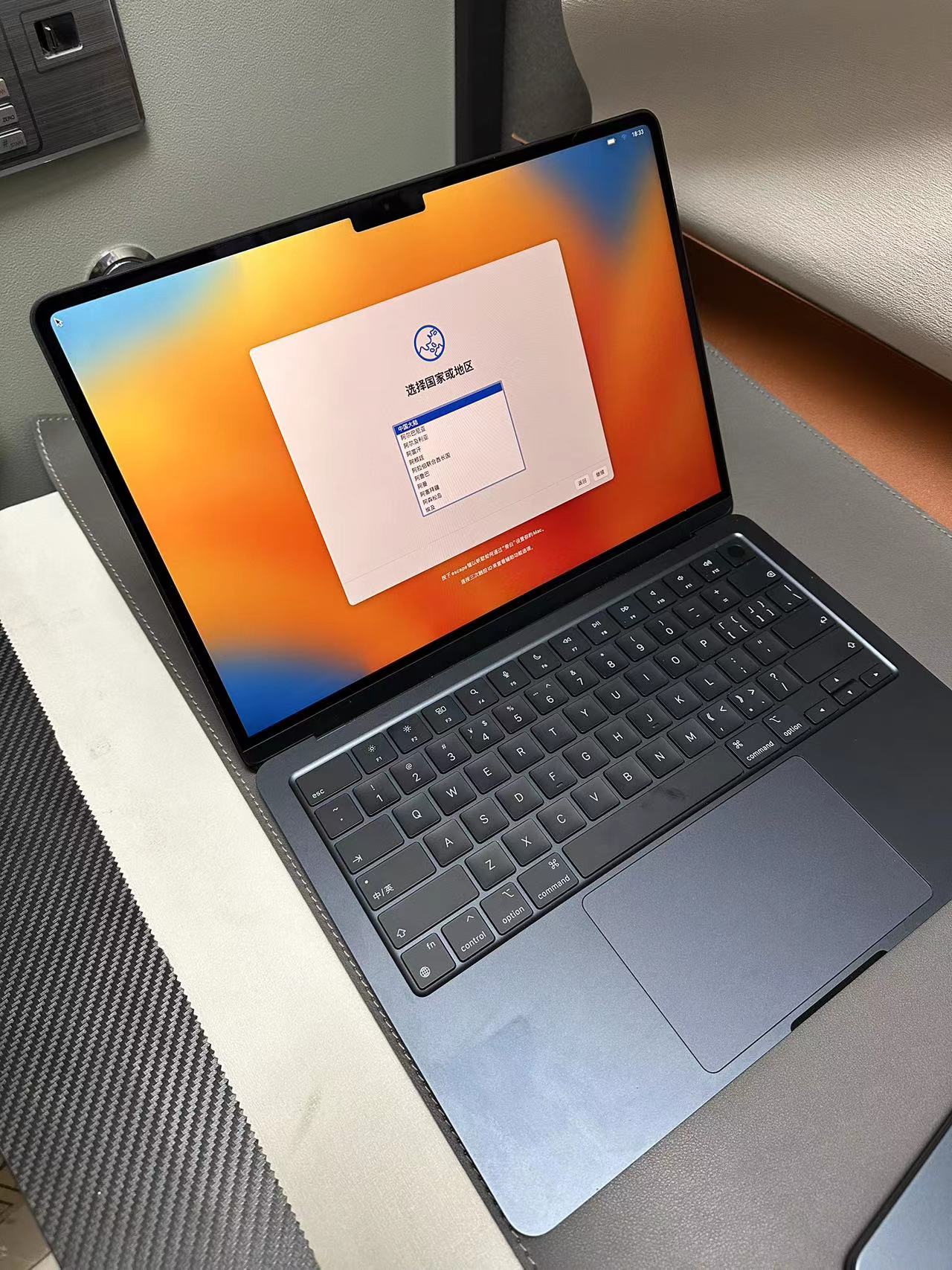 macbook最新款,MacBook最新款，引領(lǐng)時(shí)代的便攜式辦公與娛樂首選